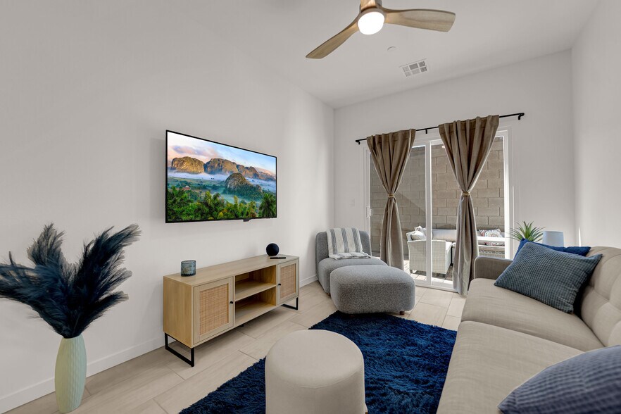 50" Samsung TV - 247 Oliver Peak Ave