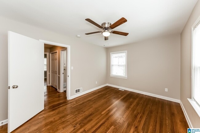 Building Photo - 1184 Dogwood Ln