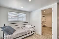 Building Photo - 310 E Papago Dr