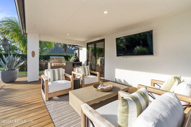 Building Photo - 4096 Ponte Vedra Blvd