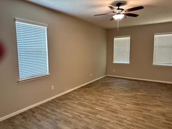 Building Photo - 5402 Ringneck Glen Dr