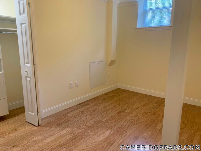 Building Photo - 22 Chauncy St