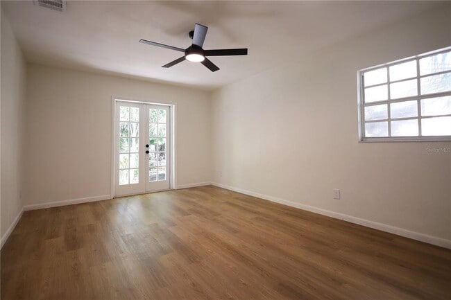 Building Photo - 4115 W Platt St