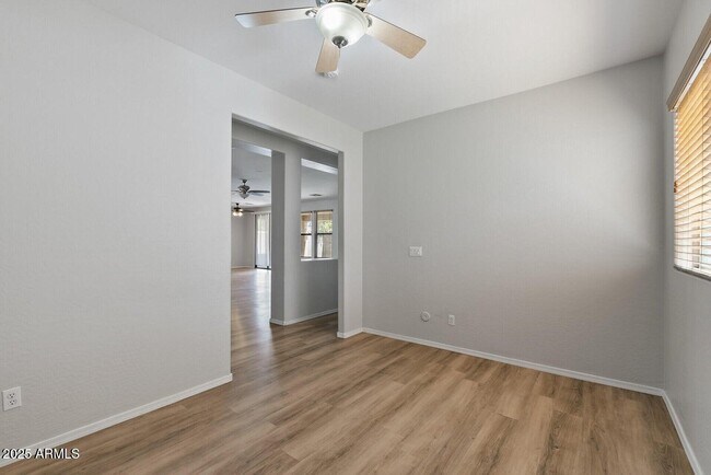 Building Photo - 18391 W Stinson Dr