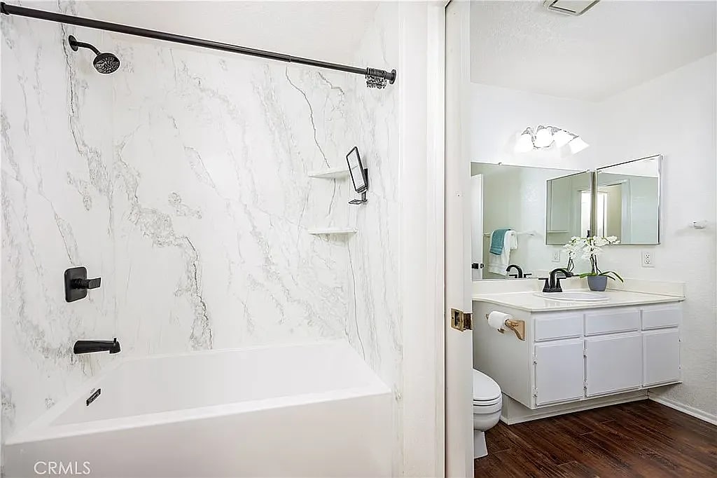 Building Photo - 25644 Mont Pointe