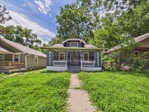 Building Photo - 5636 Garfield Ave