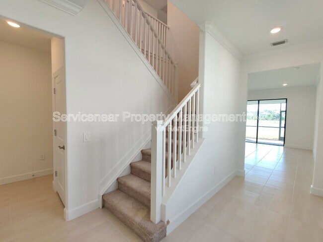Building Photo - 6140 Baywood Ct