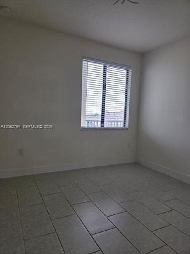 Building Photo - 8167 NW 41st St