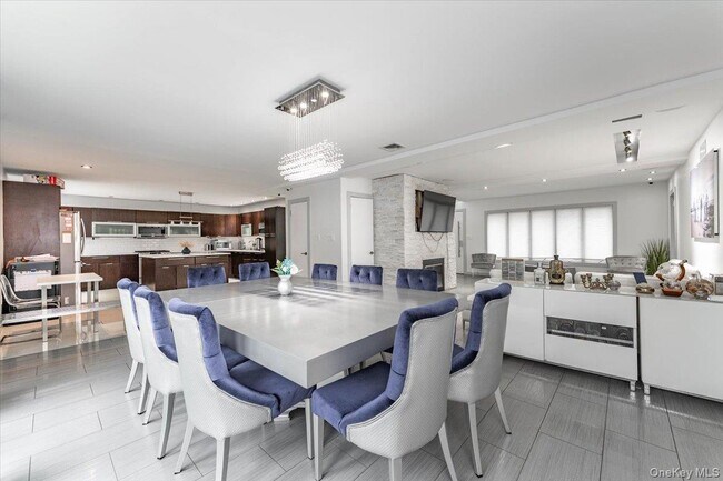 Building Photo - 536 Oxford Rd