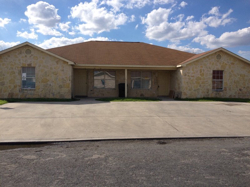 Building Photo - 7613 Oak Chase