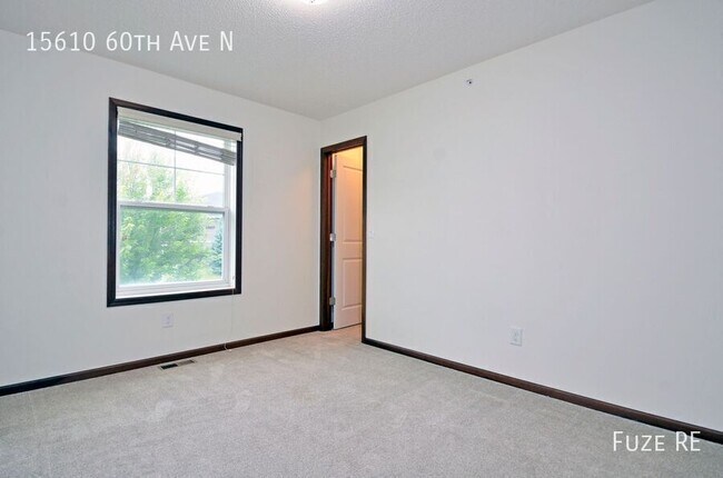 Building Photo - 15610 60th Ave N