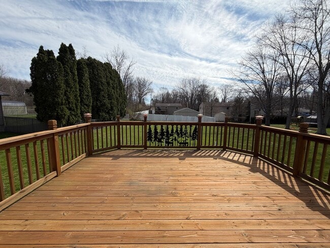 Building Photo - Goodyear Heights Gem with Fireplace, Attached Garage & Massive Backyard