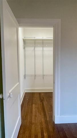 Building Photo - 5347 Lewis St