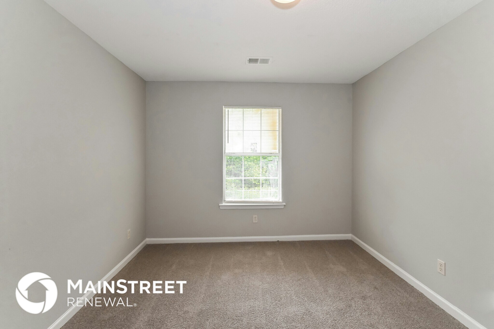 Building Photo - 4838 Mistic Lake Dr