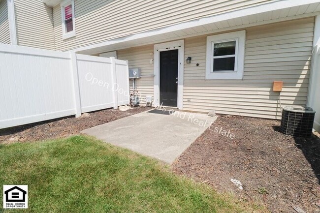 Building Photo - 7701 E State Blvd