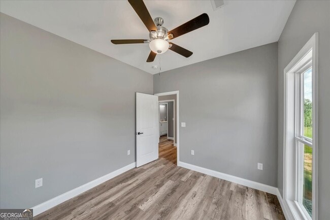 Building Photo - 110 Ryan St