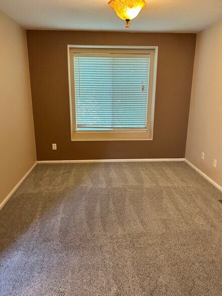 Loft - 14263 Jared Ct