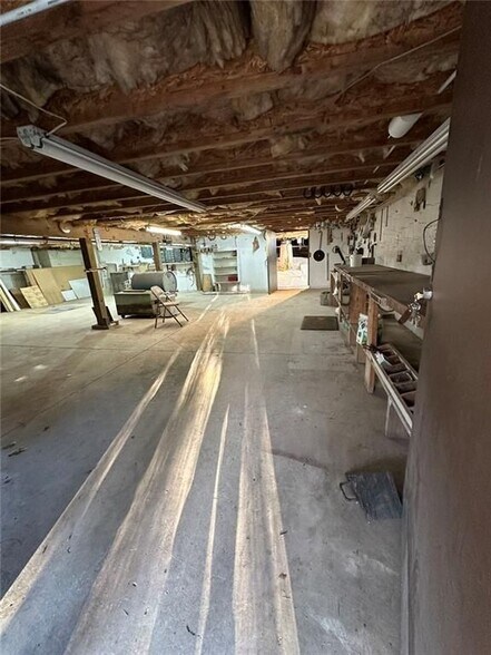 Building Photo - 3910 Piney Brook Dr