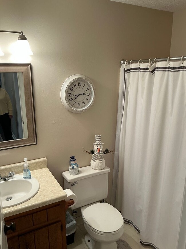 Building Photo - 2157 Watertown Pl