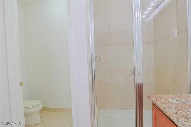 Building Photo - 10391 Carolina Willow Dr