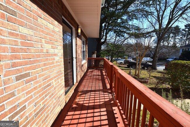 Building Photo - 2085 Sand Wedge Cir