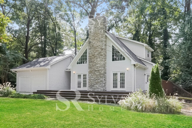 Building Photo - Turn the key. Enter. Smile. Repeat every day!