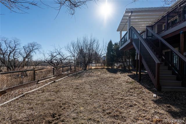 Building Photo - 2323 Dogwood Cir