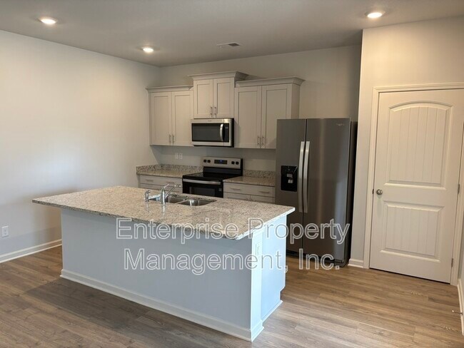 Building Photo - 265 Kipling Dr