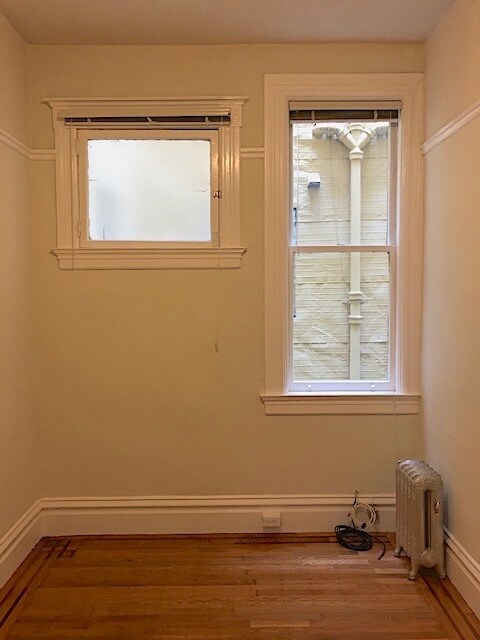 Primary Photo - 1837 Oak St