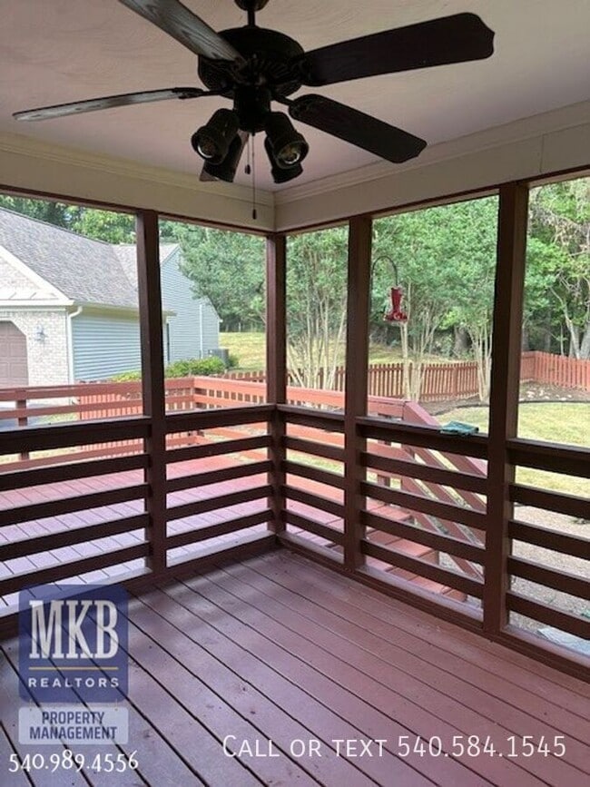 Building Photo - 6564 Monet Dr