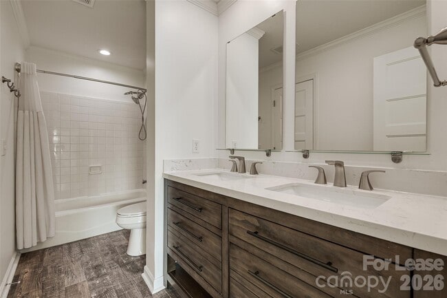Building Photo - 646 Portside Dr