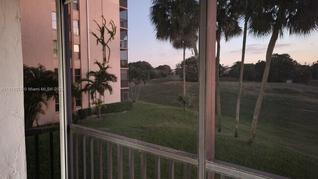 Building Photo - 3841 Environ Blvd