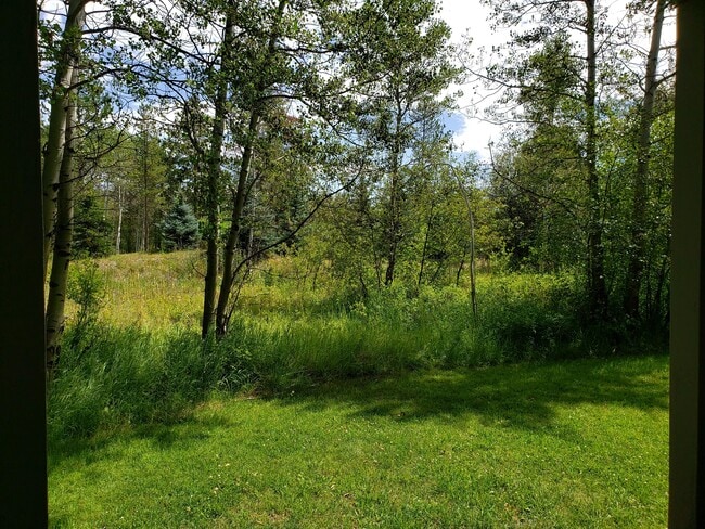 Building Photo - 3548 N Lake Creek Dr