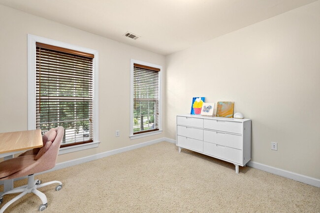 Building Photo - 3009 Coral Bell Ln