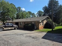 Building Photo - 897 6 Oaks Cir