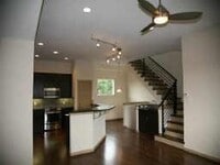 Building Photo - 5707 La Vista Dr