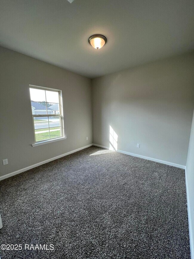 Building Photo - 129 Abbeywood Ct