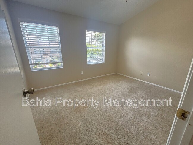 Building Photo - 6235 Bayside Key Dr