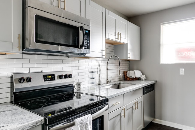 Building Photo - The Villas At Granby