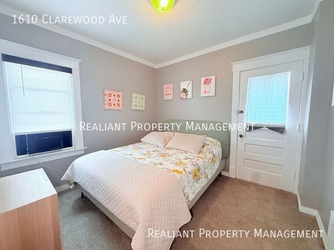 Building Photo - 1610 Clarewood Ave