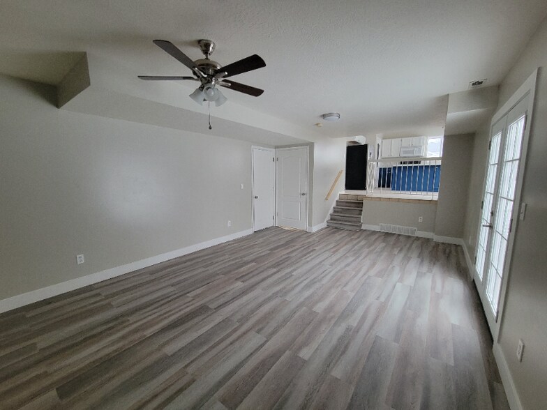 Building Photo - 3495 W 8070 S