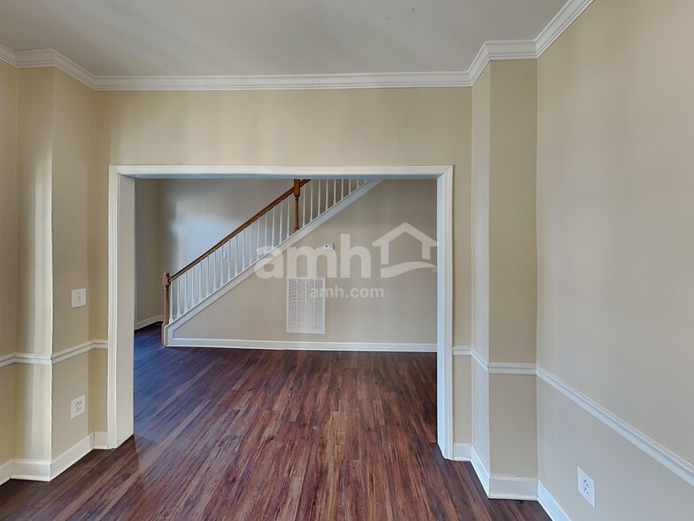 Building Photo - 1509 Beaufort Pl