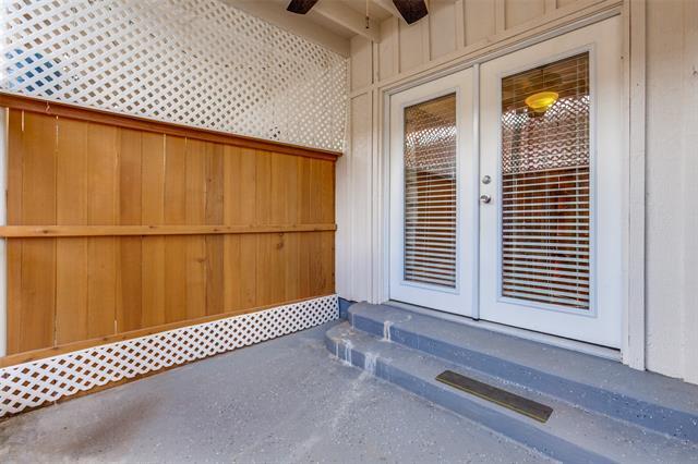 Building Photo - 15926 Stillwood St