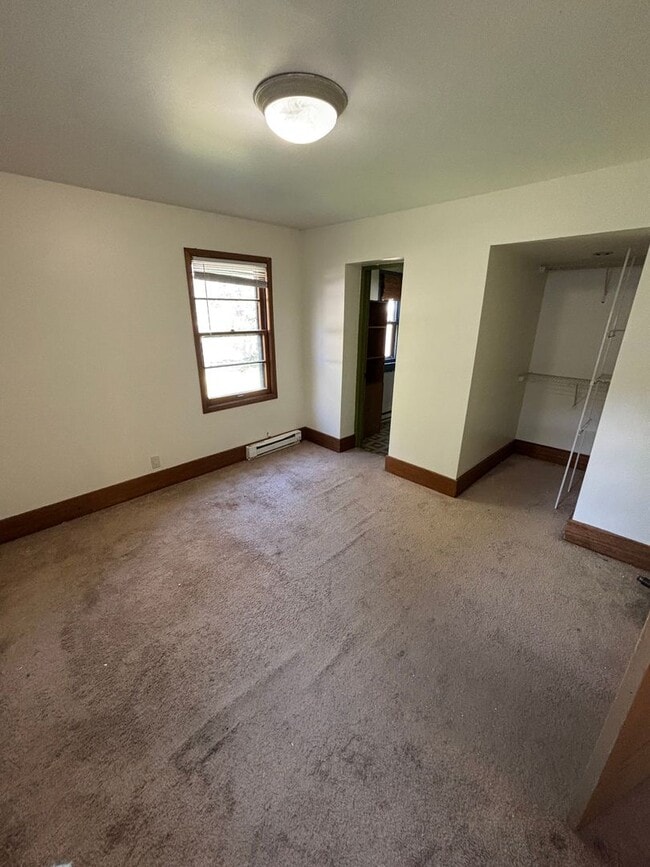 Building Photo - Single Family Home in Bryn Mawr/Harrison - Updated Kitchen + Dishwasher!
