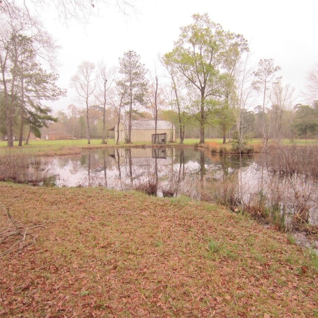 Building Photo - 512 County Rd 2222