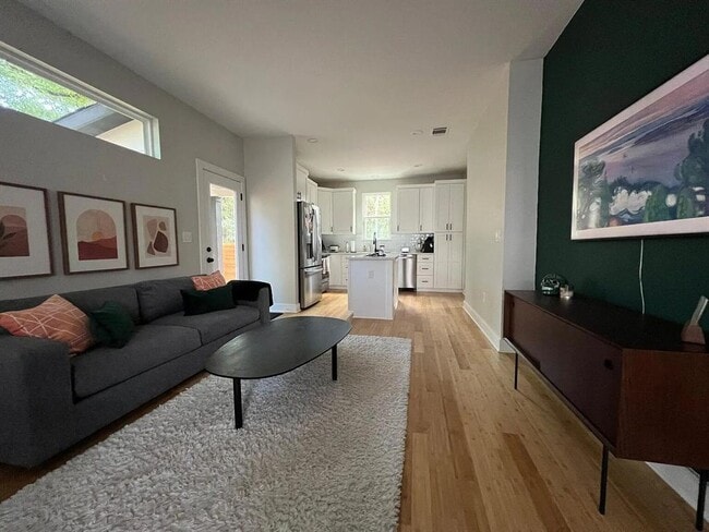 Building Photo - 5711 Tura Ln