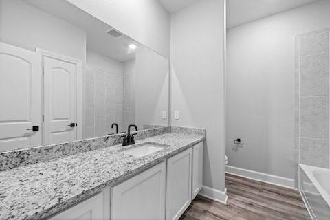 Building Photo - 2004 Hardwick Dr