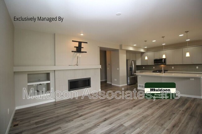 Building Photo - 2322 Pelican Bay Dr