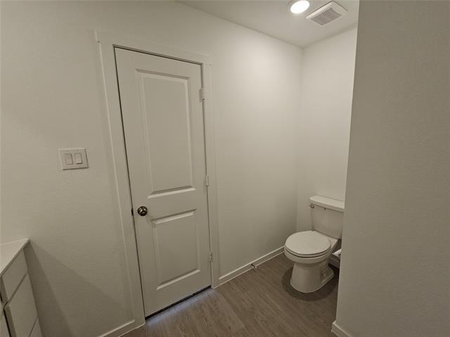 Building Photo - 1813 Equine Retreat Wy