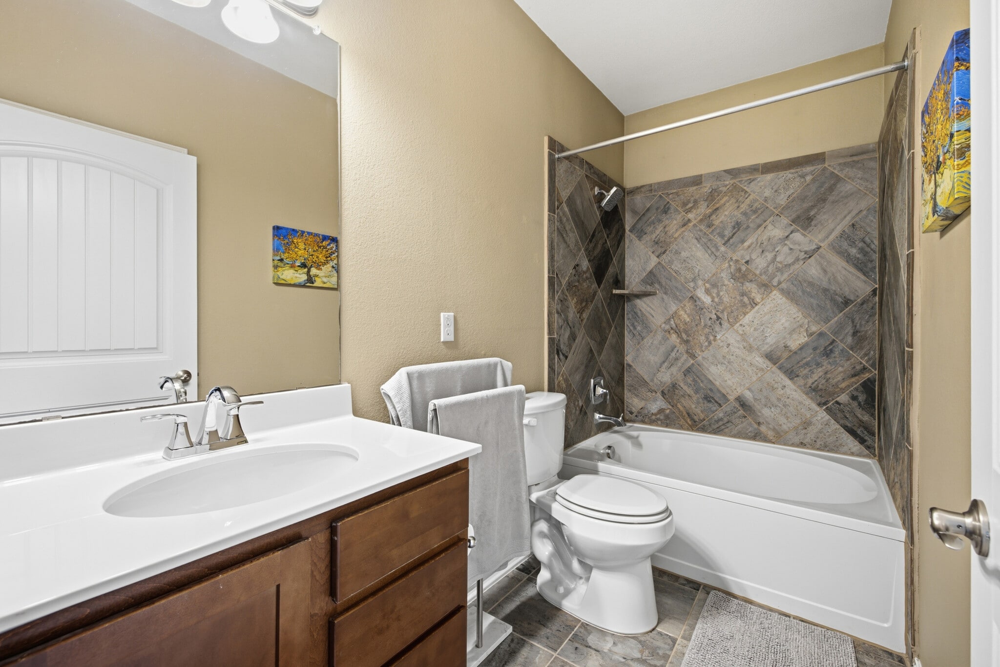 Building Photo - 10908 Culzean Dr